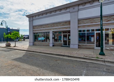 GRAND LEDGE, MI - June 21: Exterior View Of Ledges Sweat Shop Entrance In Grand Ledge, MI On June 21, 2020