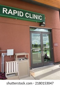 Grand Rapids, Minn., USA - June 16, 2022: Health Care Facility Signs Direct Patients To Covid-19 Testing. 3147