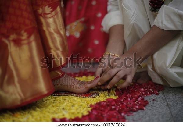 Grand South Indian Wedding Sapthapadi Toe Stock Photo Edit Now