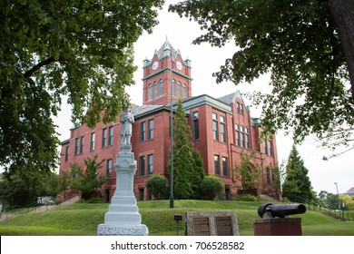 Grand Traverse County Courthouse