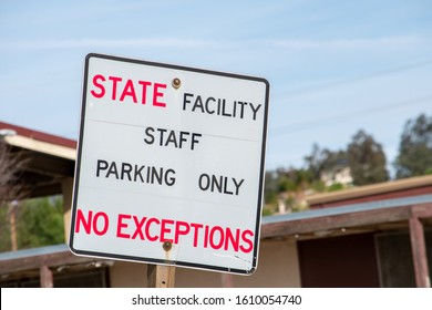 Granda Hills, California / USA -  January 7, 2020: A State Facility Staff Parking Only Sign At CalTrans - San Fernando Maintenance Station, Adjacent To The Van Norman Bypass Reservoir.