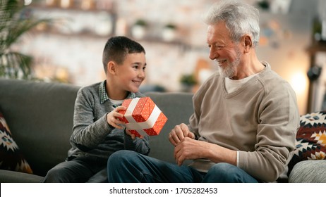 3,294 Grandpa presents Images, Stock Photos & Vectors | Shutterstock