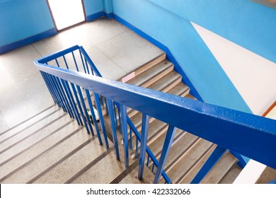 granite-stairs-school-260nw-422332066.jp