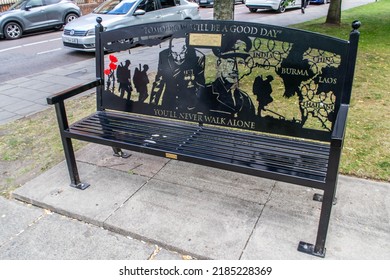 GRANTHAM, ENGLAND- 26 June 2022: Captain Sir Tom Moore Tribute Bench In Grantham