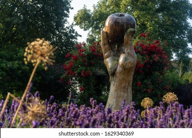 Grantham, Lincolnshire, June, 2019: Issac Newton Statue In Wyndon Park, Grantham