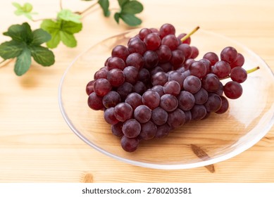 Grapes placed on the table