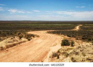 Gravel Road Through The Mungo National Park, New South Wales, Australia