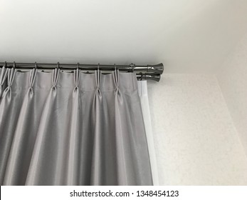 Pleated Window Curtains / Wilshire Pinch Pleated Sheer Window Curtain Panels White Exclusive Home Target / Select types of curtains also insulate your window.