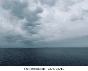 Gray sea horizon, natural sea background, cloudy weather - Powered by Shutterstock