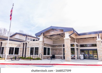 Grayson, GA / USA - March 8 2020: Main Entrance Of The Gwinnett County Public Library Grayson Division, At 700 Grayson Parkway. 