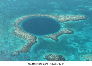 The Great Blue Hole, Belize