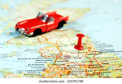 Great Britain Map ,red Pin And Car