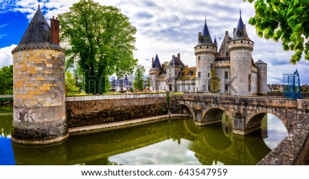 Great castle Sully-sul-Loire. famous Loire valley river in France