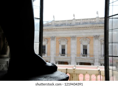 The Great Central Hall In Capitoline Museum In Rome. The Window Overlooks The Campidoglio. The Colossal Basanite Statue Depicts The Baby Hercules Is In The Middle Of The Room. Rome, Italy