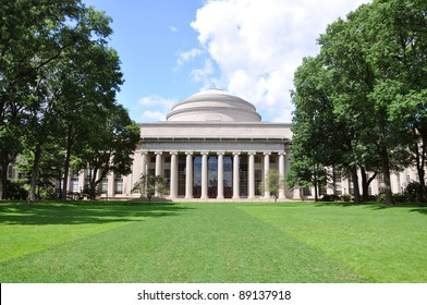 Great Dome Of Massachussets Institute Of Technology (MIT), Cambridge, Massachusetts MA, USA.