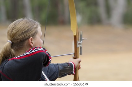 6,080 Archery girl Images, Stock Photos & Vectors | Shutterstock