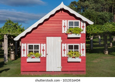 outdoor doll houses