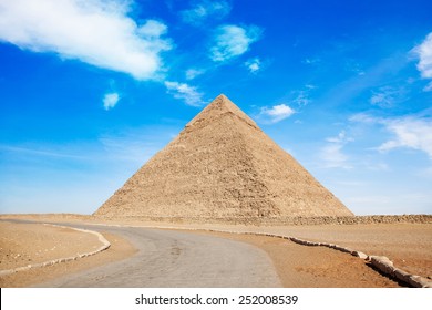 17,006 Great pyramid of giza Stock Photos, Images & Photography ...