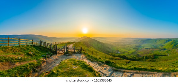 The Great Ridge Panorama At Sunrise - Mam Tor Hill In Peak District