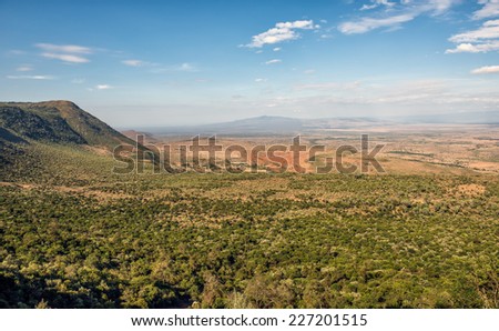 The Great Rift Valley from the Kamandura Mai-Mahiu Narok Road, Kenya, Africa