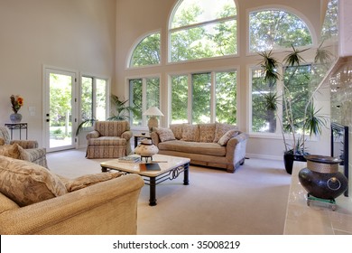 Vaulted Ceiling Images Stock Photos Vectors Shutterstock