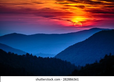 Great Smoky Mountains National Park Scenic Sunset Landscape vacation getaway destination - Gatlinburg Pigeon Forge Tennessee