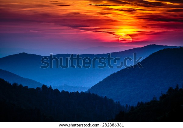 Great Smoky Mountains National Park Scenic\
Sunset Landscape vacation getaway destination - Gatlinburg Pigeon\
Forge Tennessee