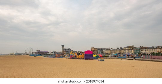 Great Yarmouth, Norfolk, UK – July 12 2021. A View Towards Great Yarmouth Seafront And Golden Mile From The Victorian Pier