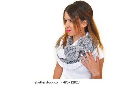 Greek Woman Advertises Crochet Infinity Scarf With Big Bow