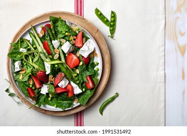 Green Asparagus, Strawberry, Spinach, Green Sugar Snap Pea, Almond And Feta Cheese Salad