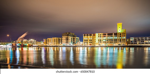 green bay wisconsin city skyline at night - Shutterstock ID 650047810