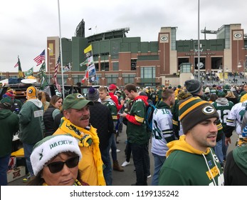 Green Bay, Wisconsin/USA- September 30, 2018. The Scene At Lambeau Field On The Day Of A Packer Game. Packer Fans Tailgate And Party Before The Game.