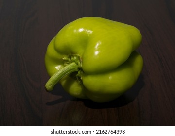 Green bell pepper (also known as sweet pepper, or capsicum) is the fruit of plants in the Grossum cultivar group of the species Capsicum annuum.