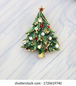 Green Christmas Tree Holiday Brooch Pin