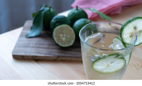 Green Citron And Carbonated Water.