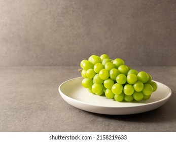 green grapes on a plate