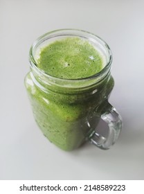 Green Kale Smoothie For Healthy Diet