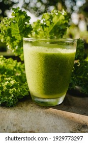 Green Kale Smoothie For Morning Drink 