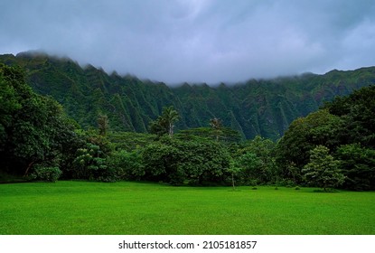 Green lawn in front of Koolau Mountain Range on Oahu Island of Hawaii
