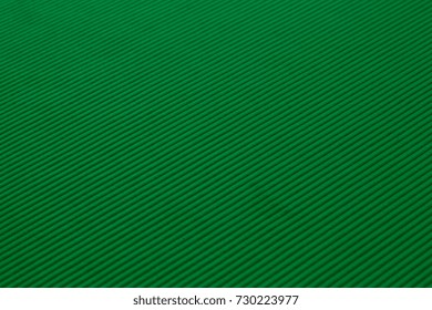 Green line pattern, background linearity.