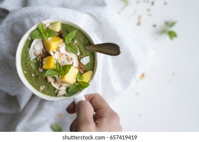 Green Mango SMoothie Bowl