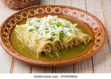 Enchilada Imagenes Fotos De Stock Y Vectores Shutterstock