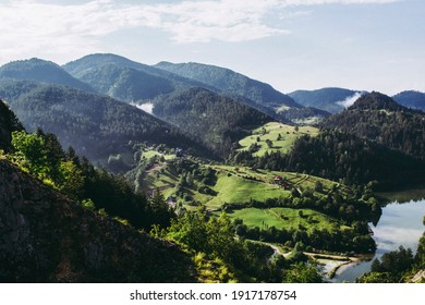 Green Mountains Of Tara River