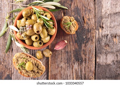 Green Olive And Tapenade