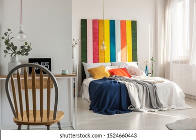 White Bedroom With Yellow And Pink Accents Images Stock