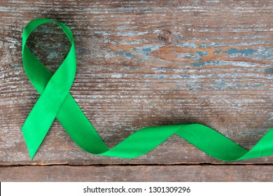 2,790 Green ribbon mental health Images, Stock Photos & Vectors ...