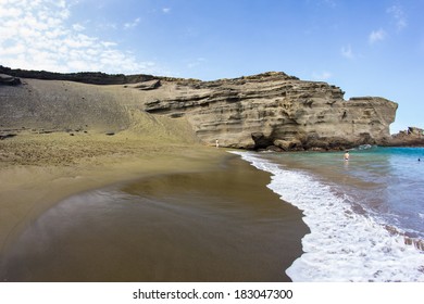 27,230 Hawaii green sand beach Images, Stock Photos & Vectors ...