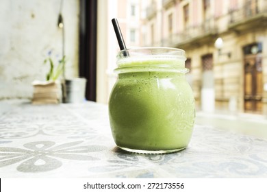 Green Smoothie. Detox Superfood