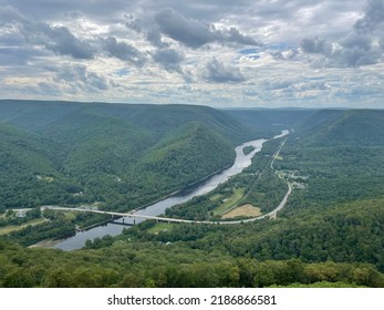 Green Summer Valley Pennsylvania Mountains