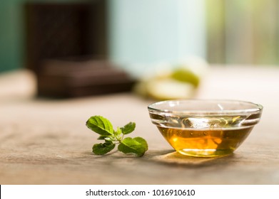 Green Tea Ingredients, Tulsi, Honey